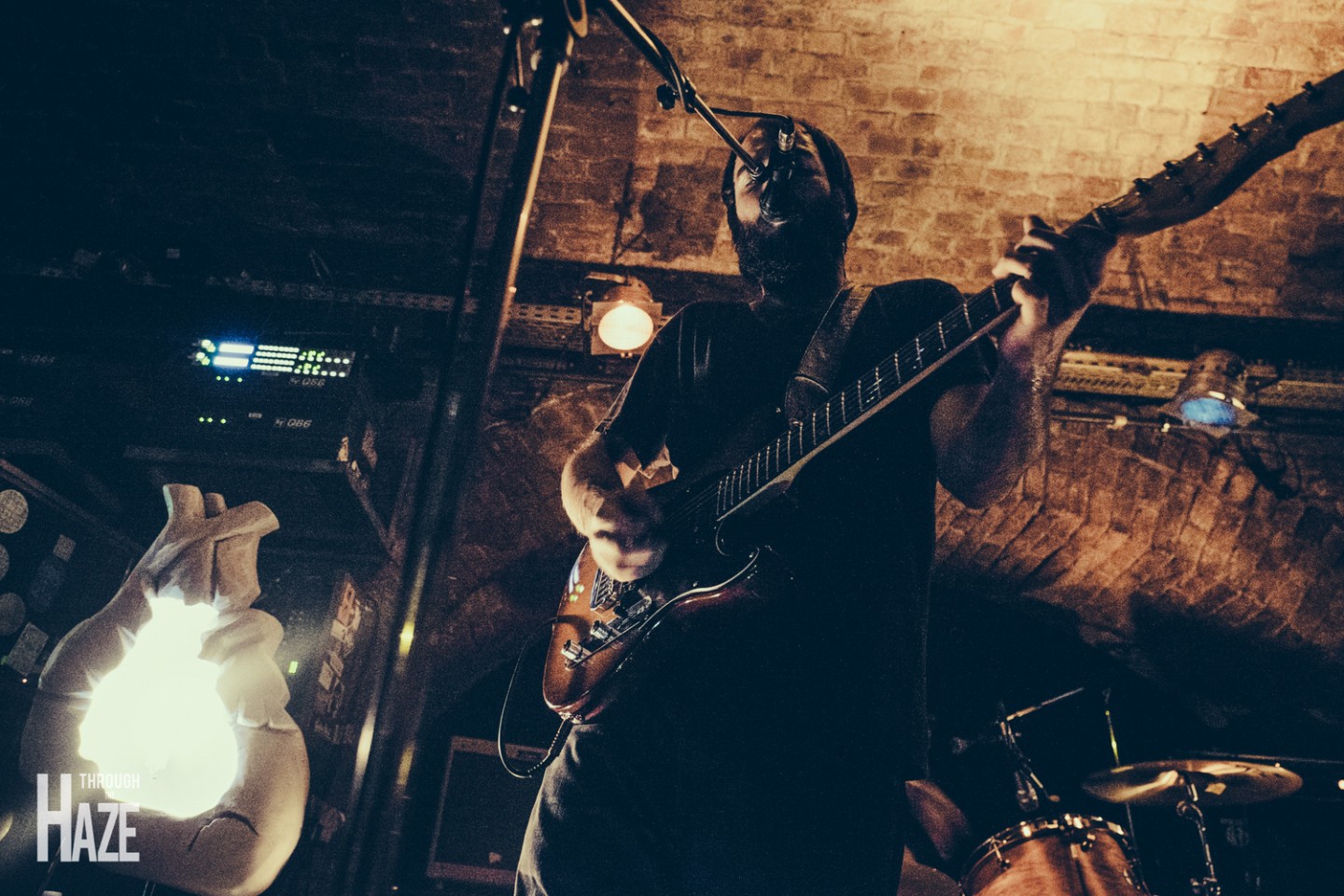 photo: through-the-haze.com XT011195_midres